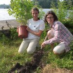 Middleton sisters planting native vegetation, Credit: Sean Middleton